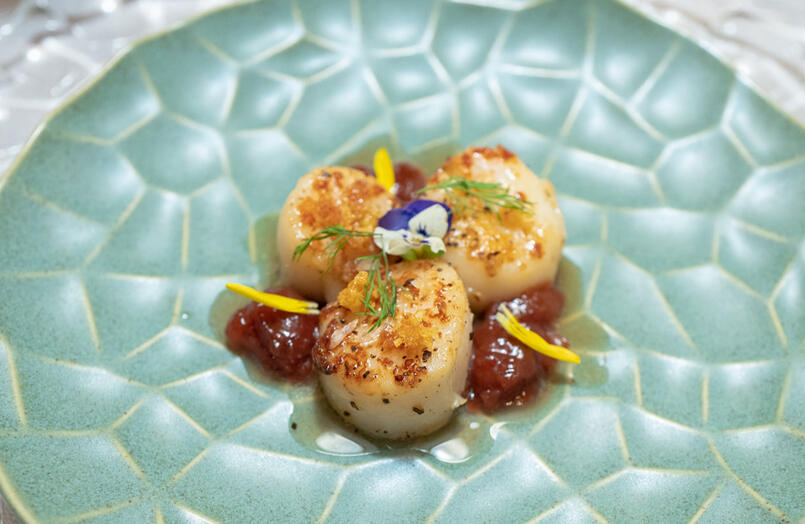 Pan Seared Scallop with Sour Cherry Compote Pan Seared Scallop with Sour Cherry Compote